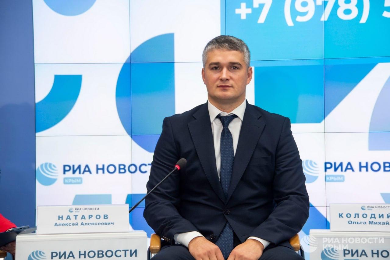 405 женщин отказались от аборта в Крыму в этом году Данные за 9 месяцев в пресс центре РИА Новости Крым озвучил министр здравоохранения республики Алексей Натаров Для сравнения в 2024 м от прерывания беременности отказались 368 девушек Натаров также отметил что женщины стали больше доверять государственным клиникам Женские консультации сейчас пользуются спросом особенно это касается акушерства гинекологии и психологии сказал он Министр подчеркнул что специалисты всегда поддерживают девушек когда они не могут принять решение сохранять или прерывать беременность 2 4 5 6 0 Подписаться на РИА Новости Крым в Telegram MAX VK
