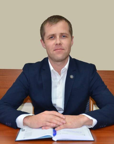 Заместитель прокурора по антикоррупционным делам Октавиан Яхимовский подал заявление об отставке которое вступит в силу 1 октября Блокнот Молдова