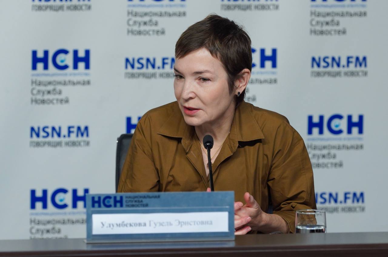 На пресс конференции в НСН выступила также российский учёный доктор медицинских наук ректор ВШОУЗ Гузель Улумбекова Она подчеркнула главная проблема в здравоохранении неравенство оплаты труда врачей В Москве зарплаты медиков вдвое выше чем в регионах поэтому кадры массово уезжают туда где платят больше Решение выравнивание оплаты труда по всей стране Но для этого нужны дополнительные средства Государственные расходы на здравоохранение должны быть не 3 5 как сейчас а хотя бы 4 5 5 ВВП Отдельно Гузель Эрнестовна обратила внимание на угрозу вейпов по содержанию никотина они опаснее сигарет в 3 4 раза повышают его уровень в крови и ведут к тяжёлым болезням от пневмонита и астмы до когнитивных нарушений у подростков Она привела примеры из США и Европы там полный запрет и дополнительные меры снизили распространённость вейпов на 7 Мы на стороне депутатов которые борются за здоровье граждан Держитесь стойко лобби будет сопротивляться СРЗП здравоохранение вейпы Улумбекова Госдума