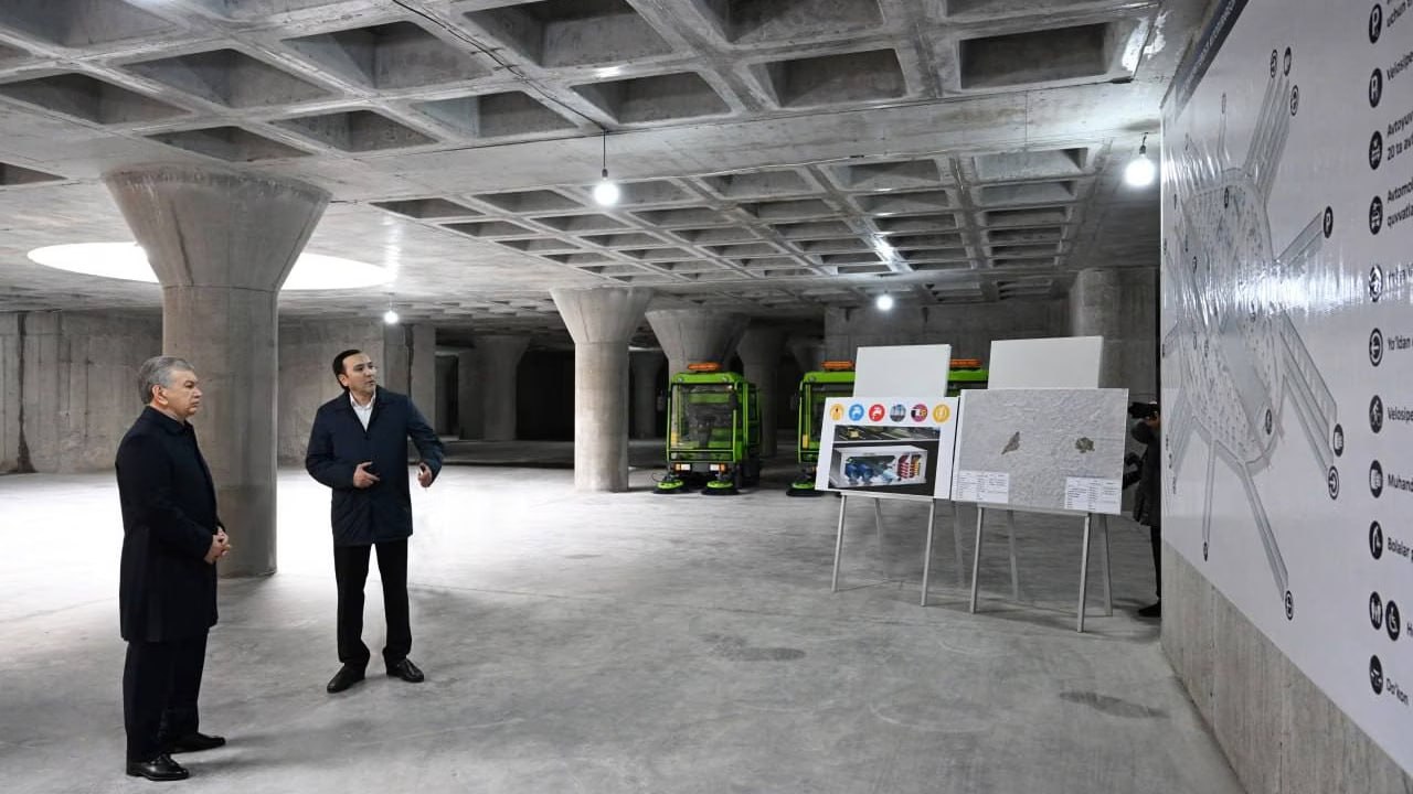 Президент посетил новое здание Министерства строительства и ЖКХ в Новом Ташкенте Глава государства ознакомился со строительством парковки стоимостью 100 млн а также побывал в новом здании министерства где планируется разместить все подведомственные ему организации   uznews uz ru news 106219 uznews