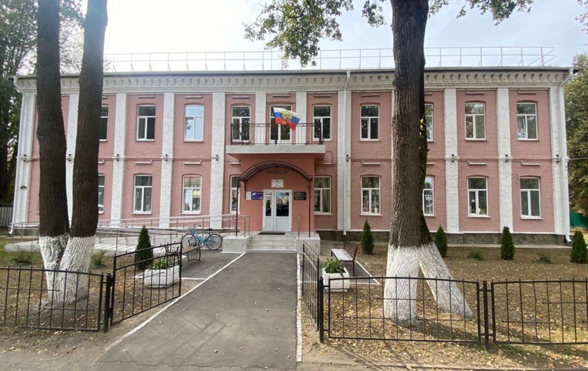 В Калужской области вынесен приговор по делу о хищении бюджетных средств при ремонте школы искусств   kaluganews ru fn 1736902 html Кировской межрайонной прокуратурой поддержано государственное обвинение по уголовному делу о мошенничестве при проведении капитального ремонта детской школы искусств 1 в Кирове Калужской области   Прислать новость Подписаться