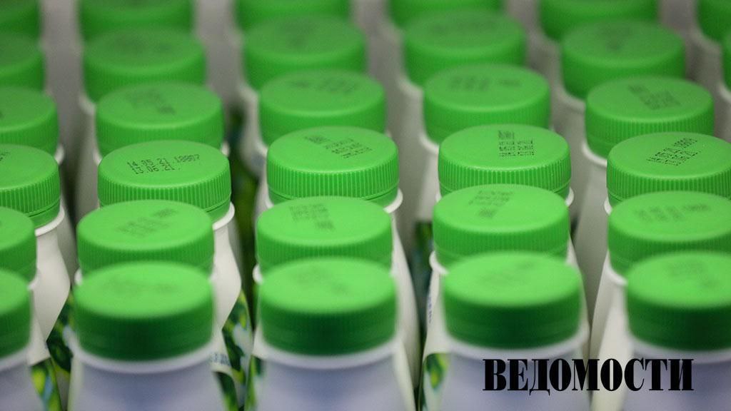 Россия установила исторический рекорд по экспортной выручке от йогурта кефира и пахты сообщили в федеральном центре Агроэкспорт Поставки в 2025 году превысили 117 млн Согласно предварительным оценкам экспертов в 2025 году Россия экспортировала более 74 тыс тонн йогурта кефира и пахты на сумму более 117 млн что на 15 выше в стоимостном выражении чем в 2024 году отметили в центре цитата по ТАСС В топ 5 импортеров этой продукции в прошлом году вошли Казахстан около 39 млн Белоруссия более 13 млн Таджикистан около 12 млн Узбекистан более 10 млн Азербайджан почти 9 млн Telegram Max