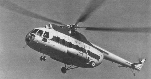 17 сентября 1962 года состоялся первый полёт вертолёта Ми 8 в привычном нам двухдвигательном варианте На вертолёте были установлены два газотурбинных турбовальных двигателя ТВ2 117 и пятилопастной несущий винт