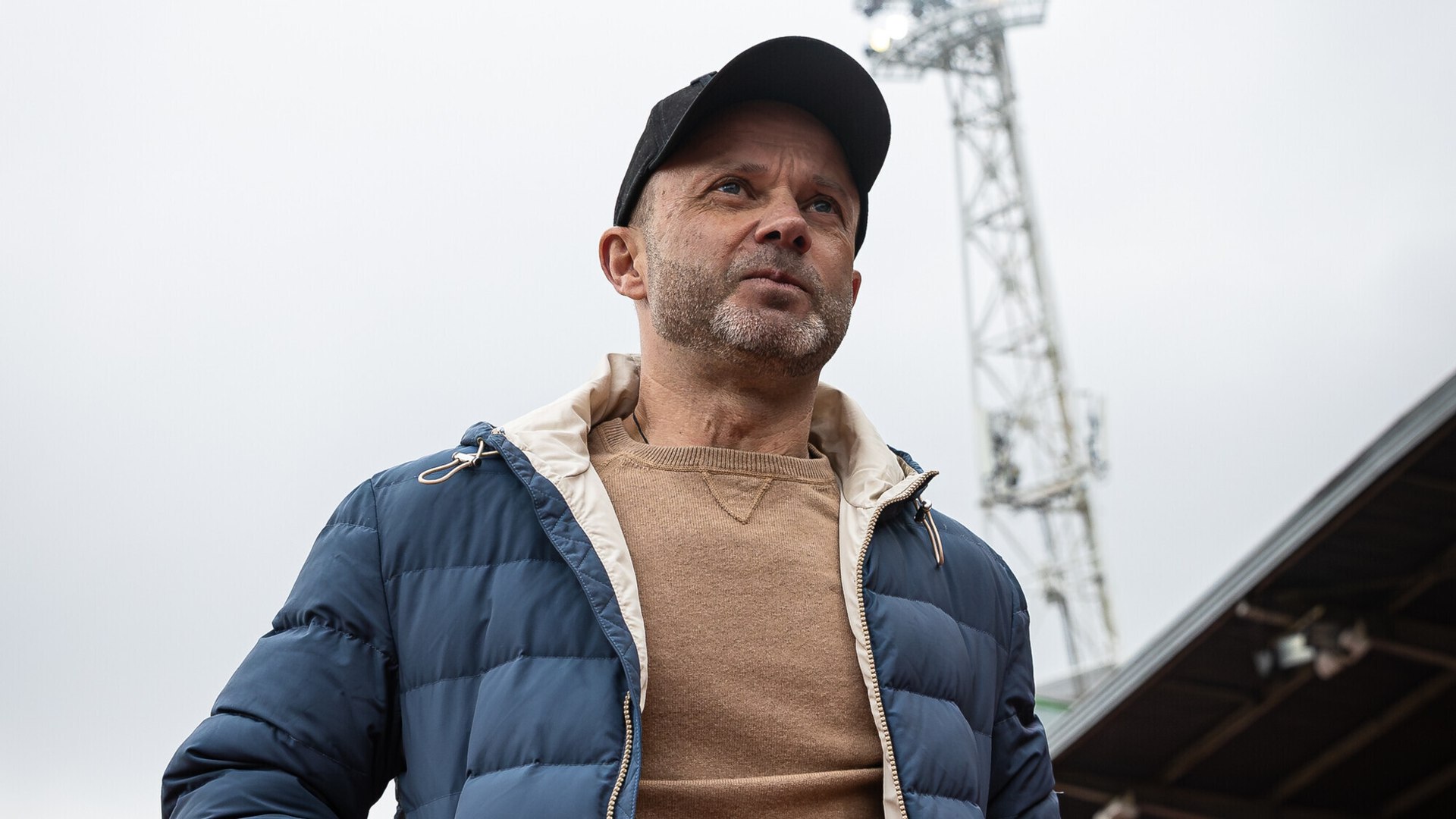 Официально Дмитрий Парфенов назначен новым главным тренером Ротора 51 летний экс игрок Спартака сменил на этом посту Дениса Бояринцева подписав контракт на полтора года с возможностью продления