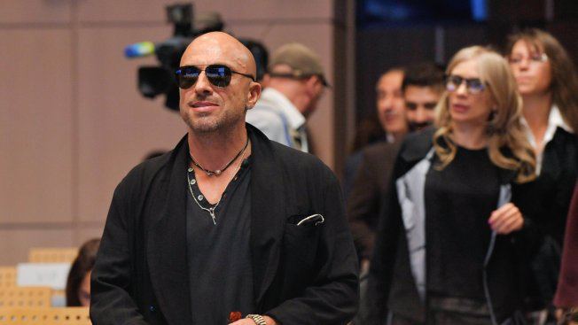 Депутат Курской областной думы Дмитрий Гулиев обратился в Минюст с просьбой проверить актера Дмитрия Нагиева на предмет наличия признаков иностранного влияния из за его высказываний во время публичных мероприятий в том числе о фильмах на военную тематику Он также обратился в Минкульт с просьбой ограничить участие актера в лентах с госфинансированием Александр Авилов Агентство Москва