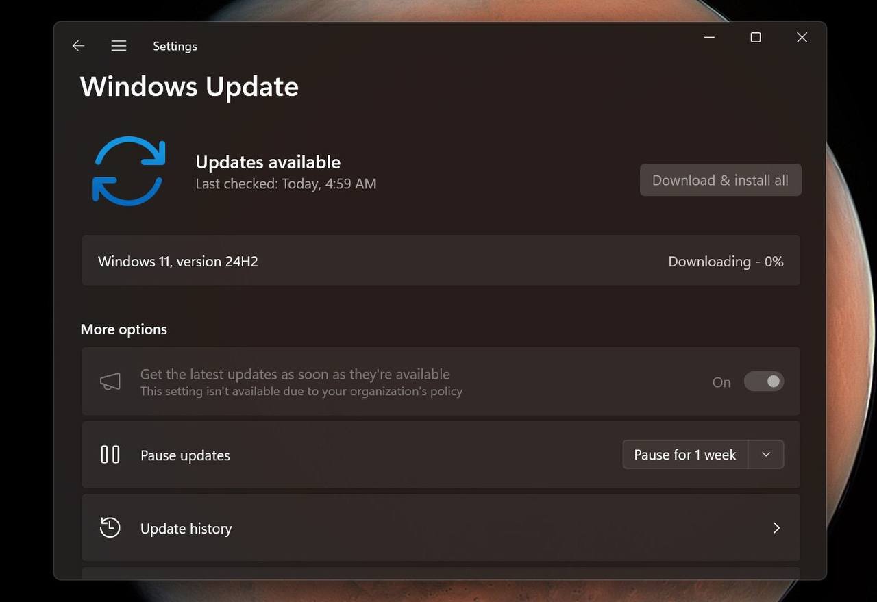 Windows 11 начали принудительно обновлять до версии 24H2: Microsoft по-тихому накатывает юзерам глючный апдейт, способный убить SSD. Обновление грузится автоматически в фоновом режиме без ведома пользователей и распространяется на ОС Windows 11 Home и Pro — версий 23H2, 22H2 и 21H2. Именно на версии 24H2 по умолчанию включается шифрование дисков с BitLocker, которое может замедлить работу SSD аж на 45%. Что делать: — Открываем командную строку и поочередно пишем команды: «net stop wuauserv» и «net stop bits»; — Чистим папку SoftwareDistribution\Download, которая содержит файлы обновлений; — Чтобы скрыть обновление в списке доступных, используем утилиту под названием wushowhide. Земля пухом всем неуспевшим