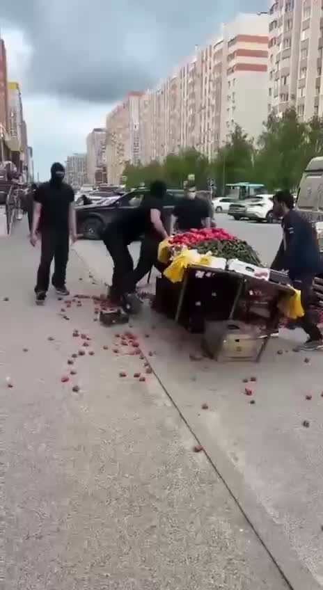 Конфликт соседей в Ставрополе приводит к уголовному делу и погрому на овощной точке
