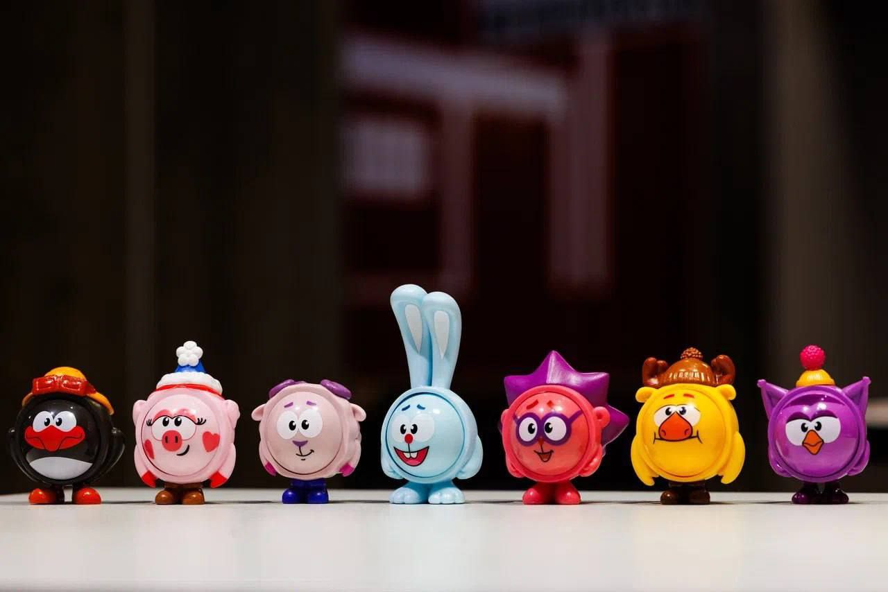 Rostic s запускает коллаборацию со Смешариками С завтрашнего дня в сети появятся интерактивные игрушки Кроша Ёжика Нюши Бараша Совуньи Лосяша и Пина