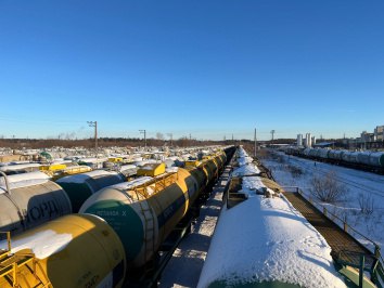 Управление вагонного хозяйства сообщило об улучшении показателей за 10 месяцев За 10 месяцев на сети по ответственности предприятий вагонного хозяйства региональных дирекций инфраструктуры было допущено восемь случаев нарушений безопасности движения снижение к расчётному показателю риска на 47 сообщил Гудку начальник управления Роман Хойхин Подробнее