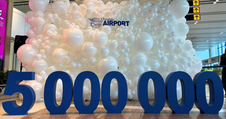 Кишинёвский международный аэропорт им Евгения Доги отметил сегодня торжественным мероприятием достижение отметки в пять миллионов обслуженных пассажиров Подписывайся на Молдову онлайн