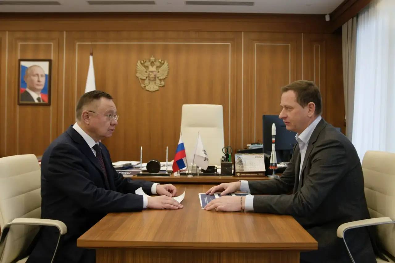 В Сочи достроят восемь объектов из федерального реестра недостроев Речь идет об административных зданиях общежитиях и автодорожных проектах В данный момент в федеральный реестр незавершенных объектов капитального строительства внесены 10 объектов города Сочи По всем строениям приняты управленческие решения 8 из них будут достроены два снесены Среди них административные здания общежития и автодорожные объекты Минстрой ведет активную работы с ведомствами по реализации таких объектов сообщил Минстрой РФ Стройка minstroyrf