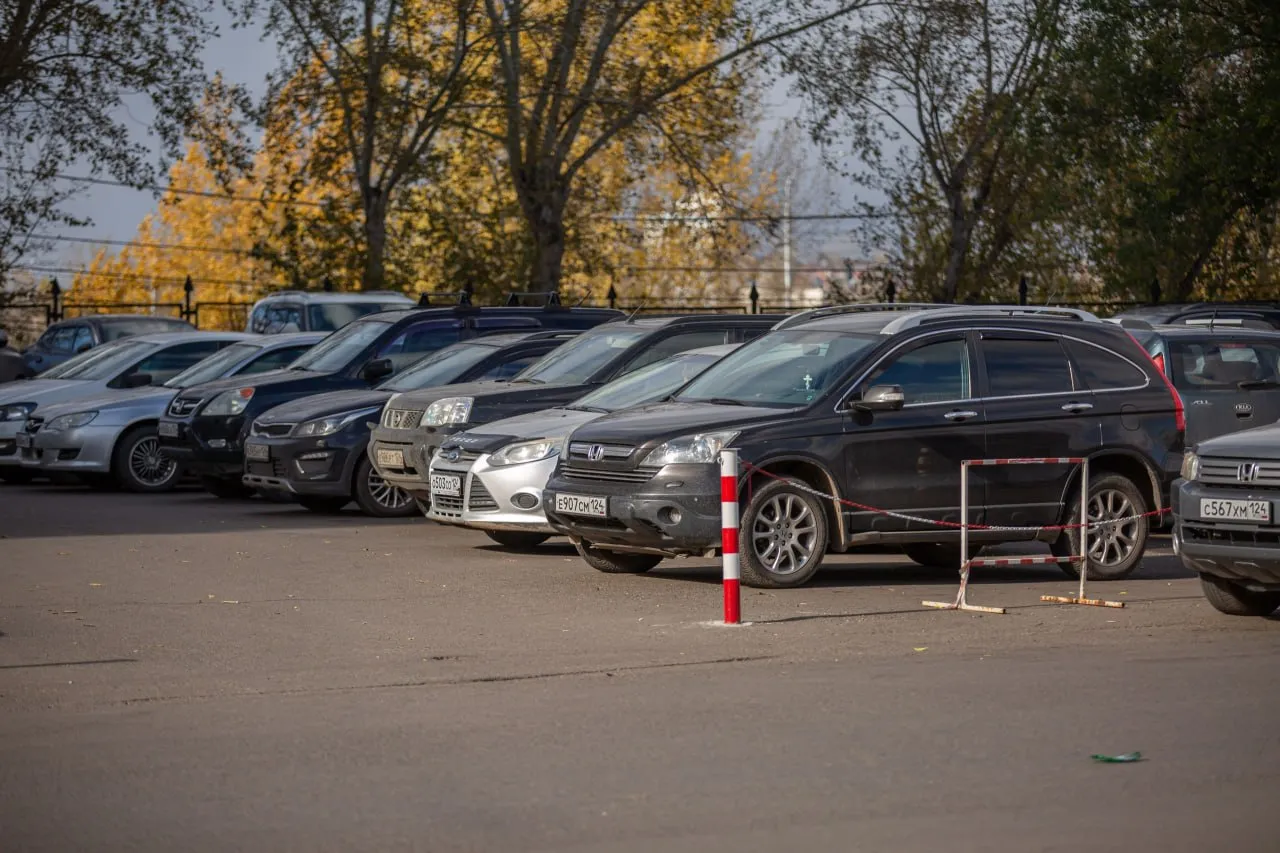 Сразу на нескольких мостах в Красноярске до осени ограничат движение С 23 мая до конца октября ограничат движение транспорта на нескольких городских мостах из за ремонта Об этом предупредили в мэрии Читать нас можно и в MAX