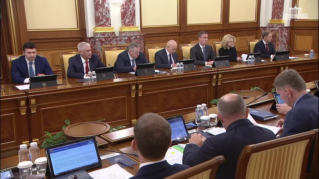 Кабмин выделяет 1,4 млрд рублей на развитие автодорог в регионах