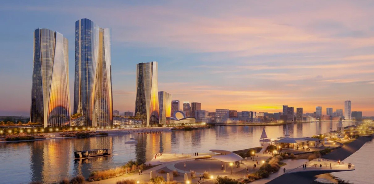 Для проекта Хабаровск сити ищут инвесторов Хабаровск сити открыли для бизнеса и частных застройщиков около 60 компаний познакомили с параметрами застройки и форматами участия Согласно мастер плану Хабаровск сити займёт почти 1 5 млн квадратных метров на набережной Амура и объединит жильё деловую застройку и рекреационные зоны Здесь планируют новый городской центр с выходом к воде зелёными пространствами и социальной инфраструктурой связанный с существующими транспортными и инженерными сетями Для меня важно чтобы мы могли показать людям преобразованный город с центрами притяжения инвестиций комфортным жильём и удобными пространствами для прогулок и спорта современными дорогами и всей необходимой инфраструктурой отметил губернатор края Дмитрий Демешин Заместитель министра строительства и главный архитектор региона Сергей Фёдоров представил концепцию развития территории и отметил что новый район должен задать более высокий стандарт городской среды Проект разбит на четыре этапа первую очередь планируют реализовать примерно за шесть лет Хабаровск