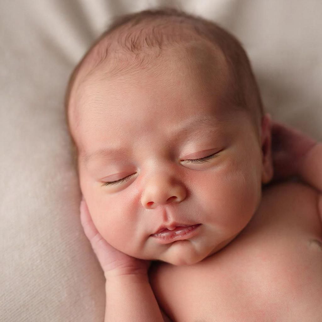 На Госуслугах запустили сервис Планирование и рождение ребёнка С помощью него можно оформить свидетельство о рождении ребёнка и его регистрацию по месту жительства получить меры поддержки для семей с детьми и беременных женщин В разделе есть цифровой навигатор в котором собрана вся информация о льготах Обратиться за пособиями также можно прямо на Госуслугах СНИЛС и номер полиса ОМС присвоят новорождённому автоматически Радио 104FМ Новая Россия Мы в МАХ