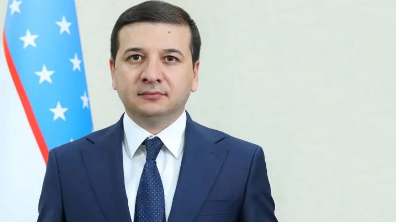 Назначен новый директор Агентства по управлению государственными активами Предыдущий глава АУГА Акмалхон Ортиков был уволен в связи с выявленными фактами коррупции и хищения   uznews uz ru news 107231 uznews