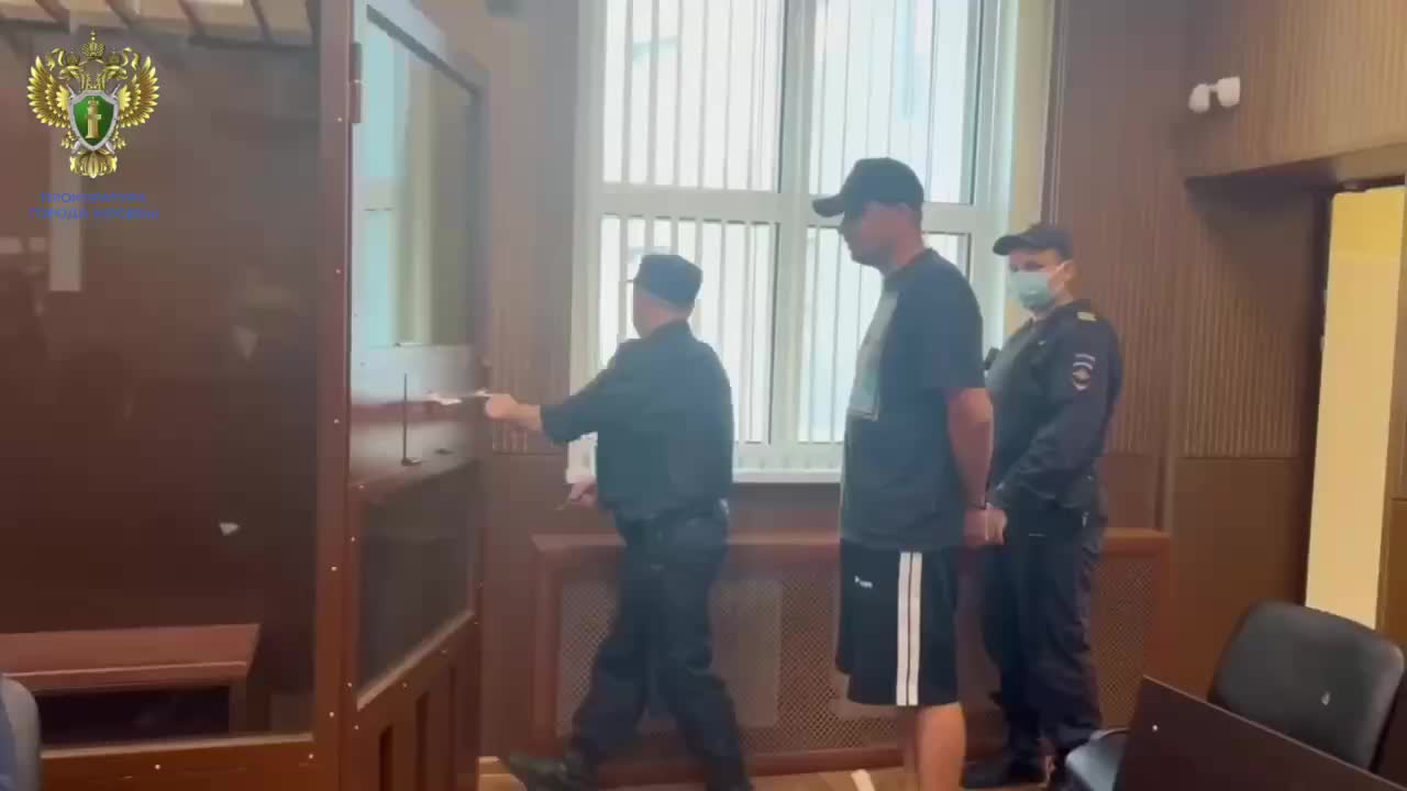 Блогер Андрей Сидоропуло обвиняется в мошенничестве на 8,3 млн рублей