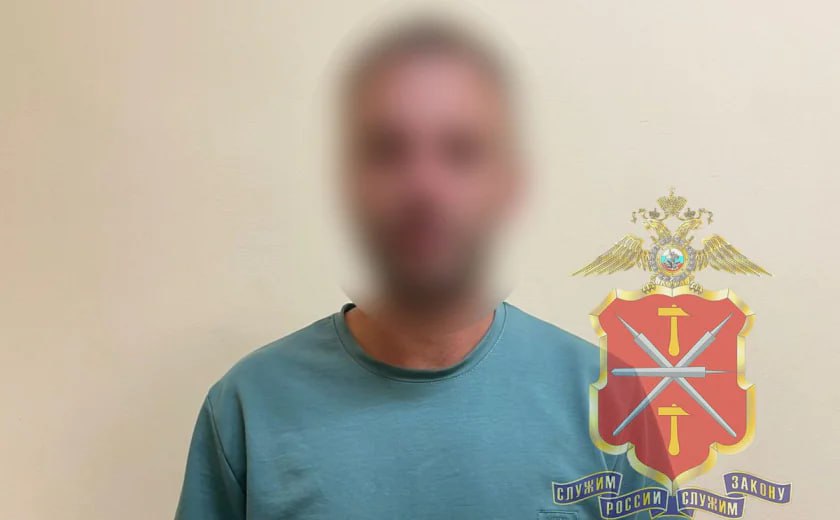 Сотрудник металлобазы в Туле украл у своей же компании Так, в полицию обратился директор предприятия. Он рассказал, что с территории пропали металлолом и цветмет, а также деньги. Ущерб составил 600 000 рублей. Правоохранители вычислили воришку. Им оказался... 37-летний коммерческий директор этой самой металлобазы . Он рассказал, что металл сдал в пункт приема, а частью денег распорядился по своему усмотрению. — когда твоя должность связана с увеличением доходов, но ты все сделал наоборот