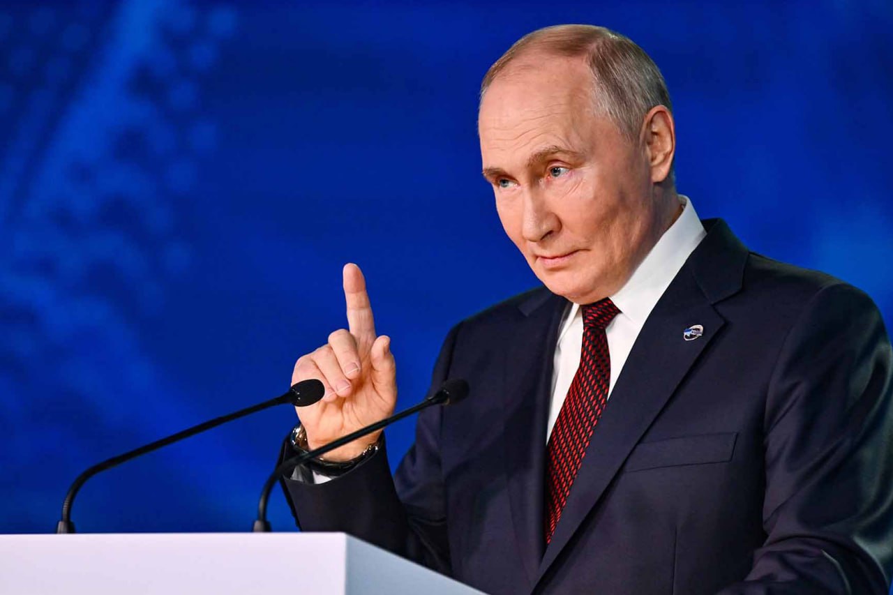 Путину исполнилось 73 года bankoffo