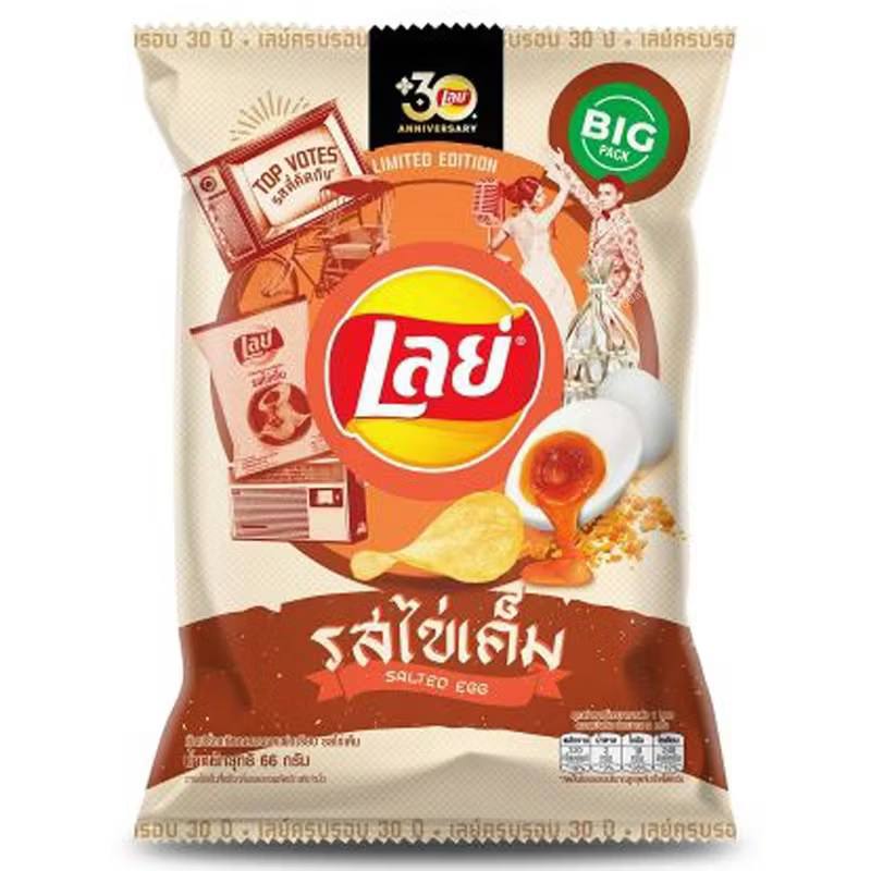 В Таиланде появились чипсы Lay’s с новым вкусом солёного маринованного яйца.