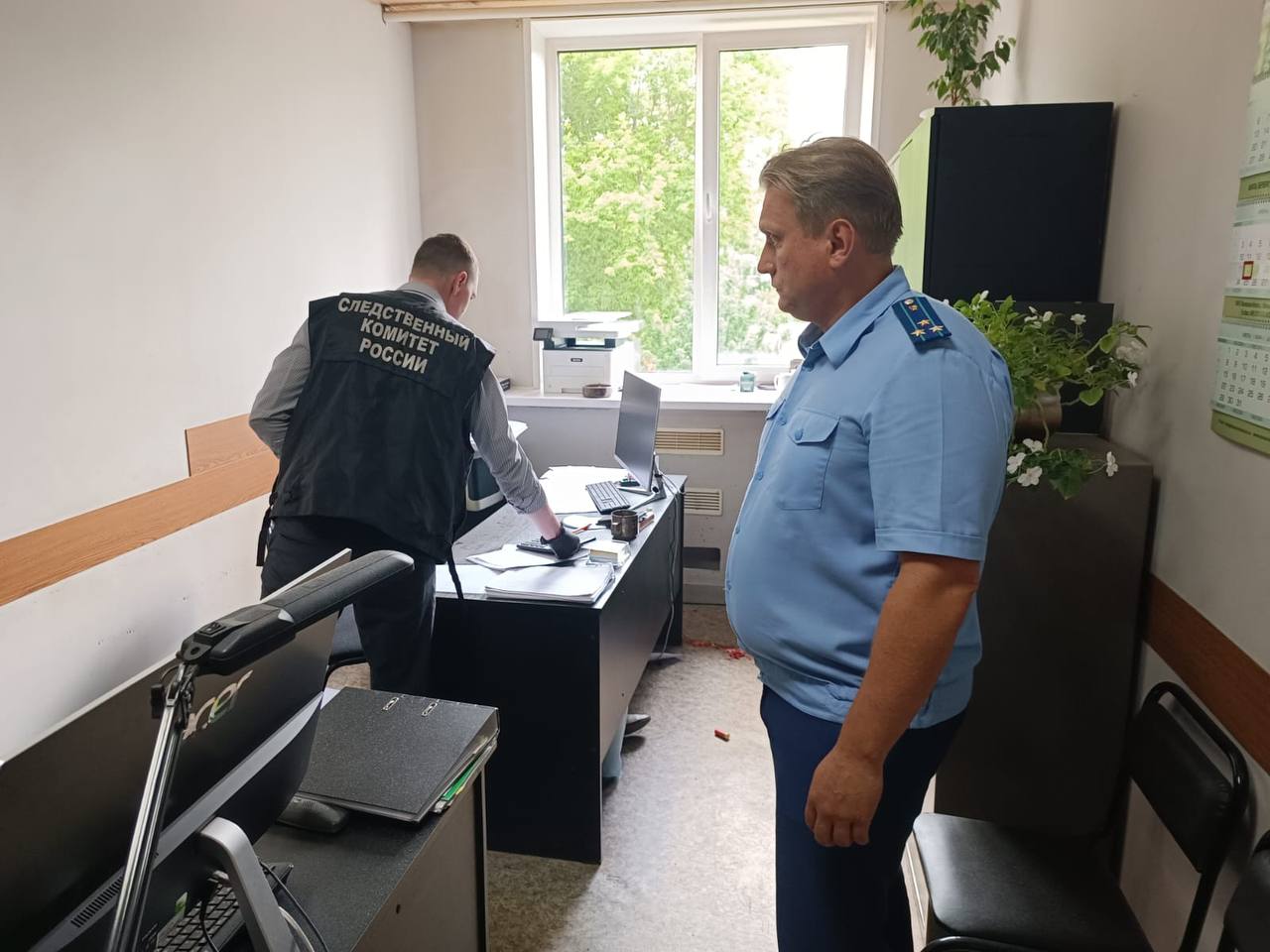 Суд приговорил к 19 годам колонии фигуранта дела об убийстве двоих работников предприятия «Рязаньмонтажзаготовка» Инцидент произошел 18 июня. Что стало причиной конфликта — не сообщается. Главное — здесь. Подписывайтесь!
