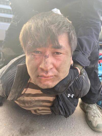 Чужаков начнут выдворять из России за мат, приставания, оскорбления и другое мелкое хулиганство. Также понаехавшим хотят увеличить штрафы за «использование русского мата» - с 1 тысячи рублей до 5-10 тысяч, за отказ подчиняться полицейскому - с 2,5 тысячи до 25 тысяч. Инициативу уже внесли в Госдуму. Русский Меч - подписаться