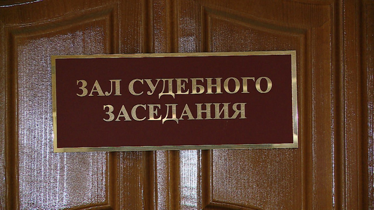 Волжанке грозит до 7 лет тюрьмы за истязание малолетней дочери  42-летняя женщина в феврале и марте прошлого года злоупотребляла алкоголем и перестала ухаживать за новорожденной. Супруг находился на заработках в другом городе. Утром 23 марта женщину нашли на улице в неадекватном состоянии. Ребенок оставался в доме среди мусора и грязных вещей.   Девочку доставили в реанимацию в угрожающем для жизни состоянии. Спасти ее удалось благодаря своевременно оказанной медицинской помощи.  Вину мать полностью признала. По иску прокурора ее лишили родительских прав, воспитанием занят отец. Уголовное дело передали в суд.     Подписаться