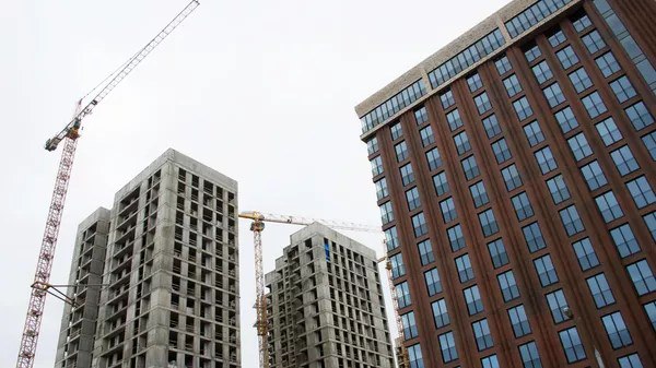 Министерство строительства и жилищно коммунального хозяйства утвердило норматив стоимости квадратного метра общей площади жилья в России на первое полугодие 2026 года в размере более 116 4 тысячи рублей что на 2 выше норматива второго полугодия 2025 го 113 7 тысячи рублей