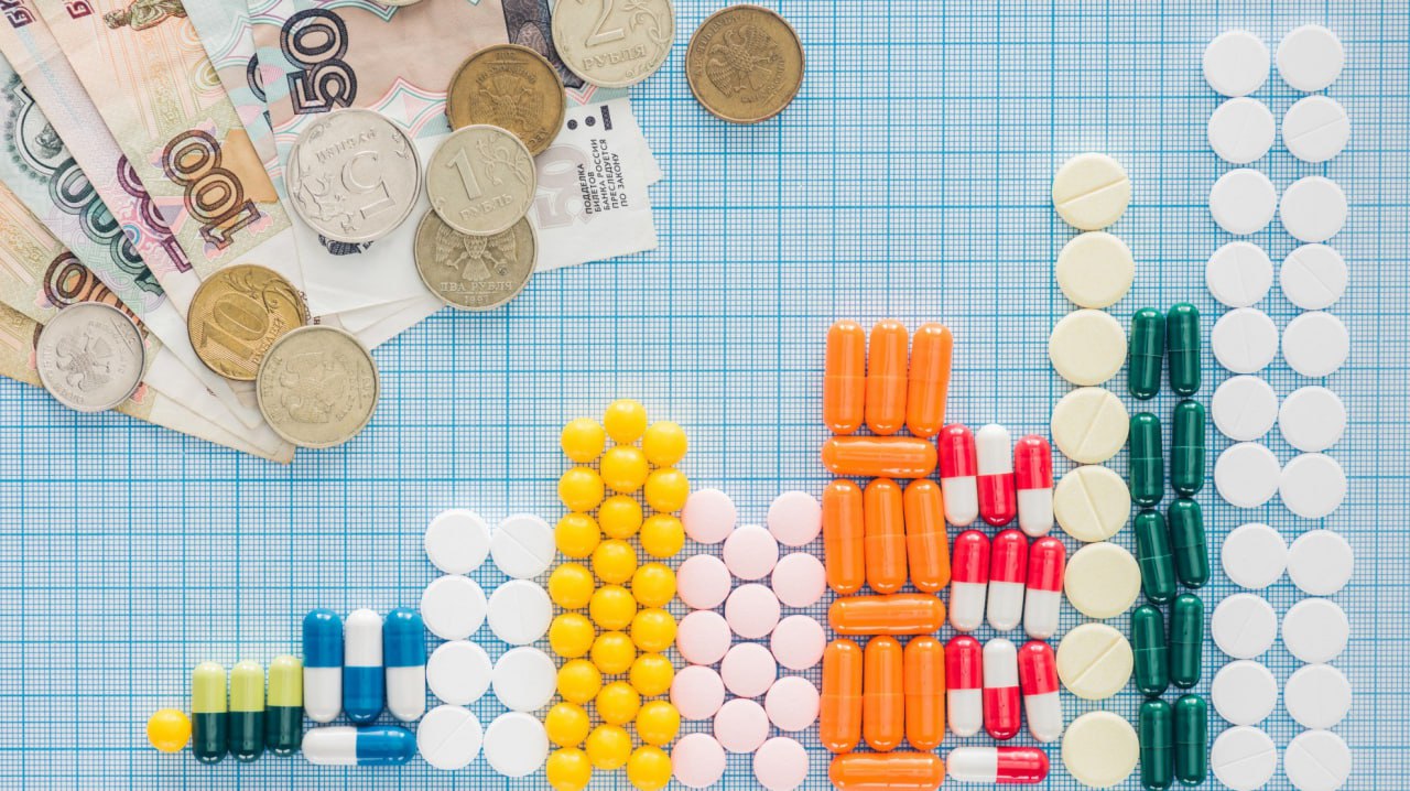 Правительство России утвердило перечень из десяти федеральных ведомств которые с 2027 года перейдут на централизованные закупки через Центр по обеспечению деятельности Казначейства В список включили Минздрав РФ и Рособрнадзор Фармвестник Регуляторика