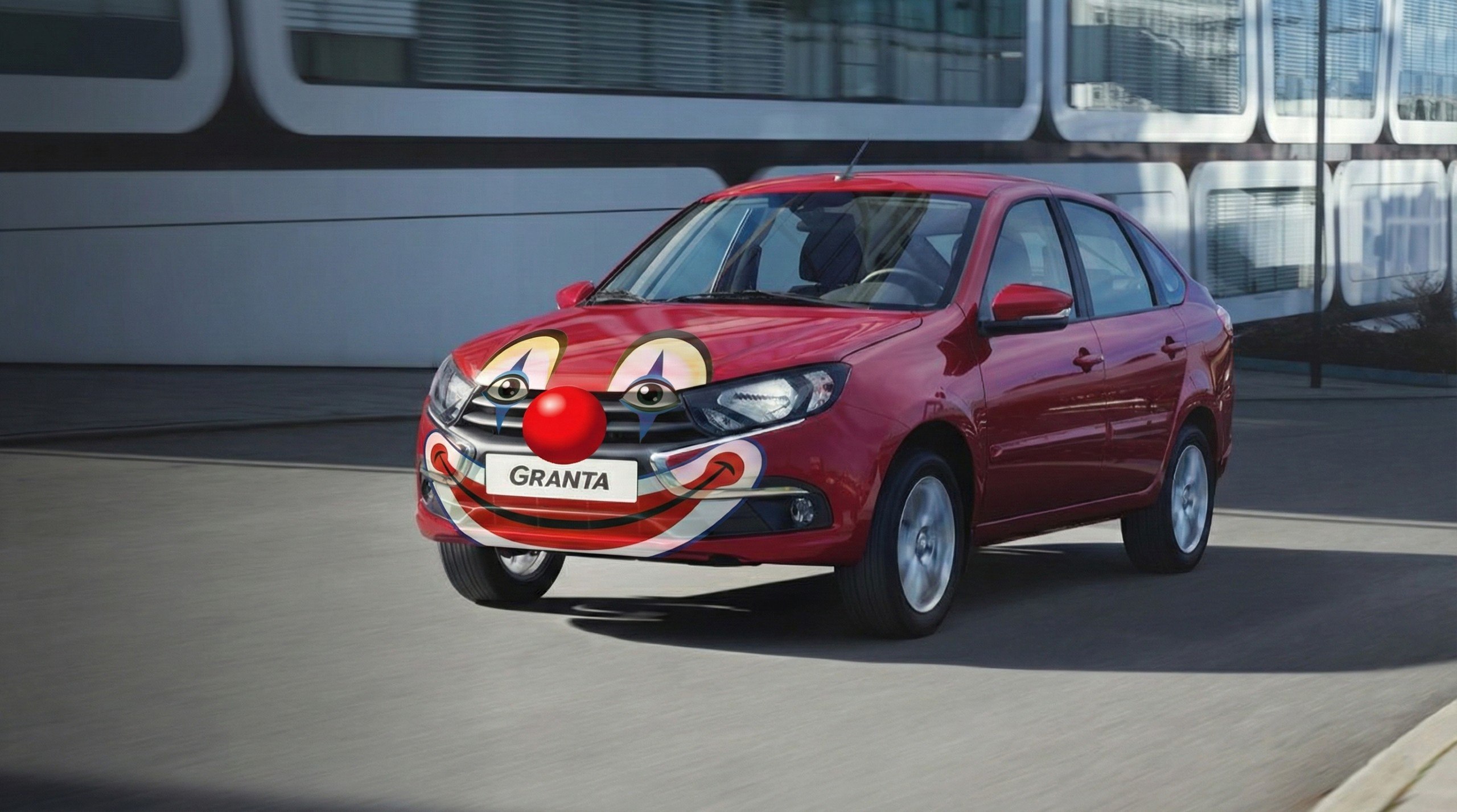 Lada Granta будет поставляться только с механикой даже вариатора машине не достанется сообщил один из руководителей АвтоВАЗа По его словам выпуск Granta с автоматом увеличит себестоимость до такой степени что машина будет стоить почти как Iskra около 1 1 млн рублей