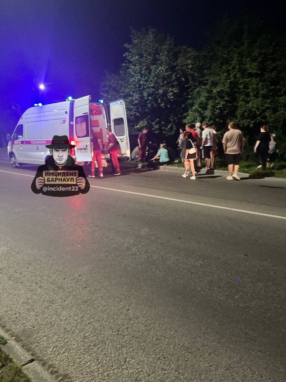Как сообщает очевидец, на Советской Армии сбили подростка.  Информацией поделился участник нашего сообщества Павел