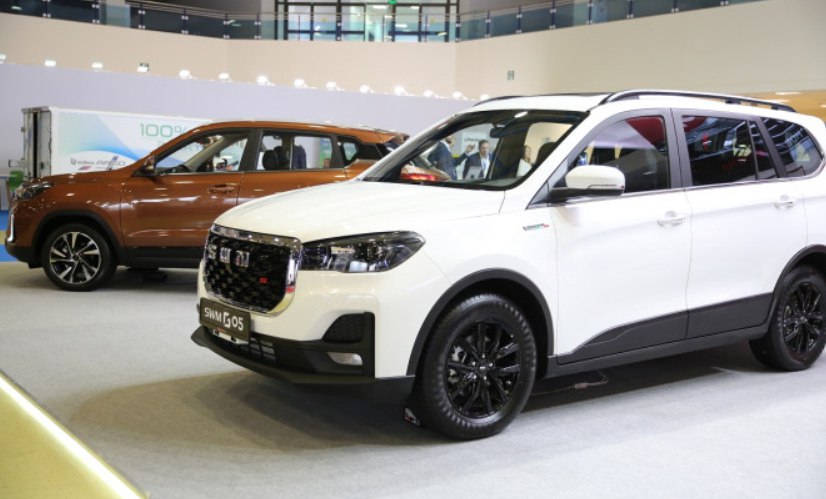 Следим за новостями понедельника По итогам 2025 года продажи новых легковых автомобилей в России снизились на 15 год к году и составили 1 3 млн штук Минцифры ежедневная аудитория Госуслуг в 2025 году составила 14 млн человек vc ru money 2678364