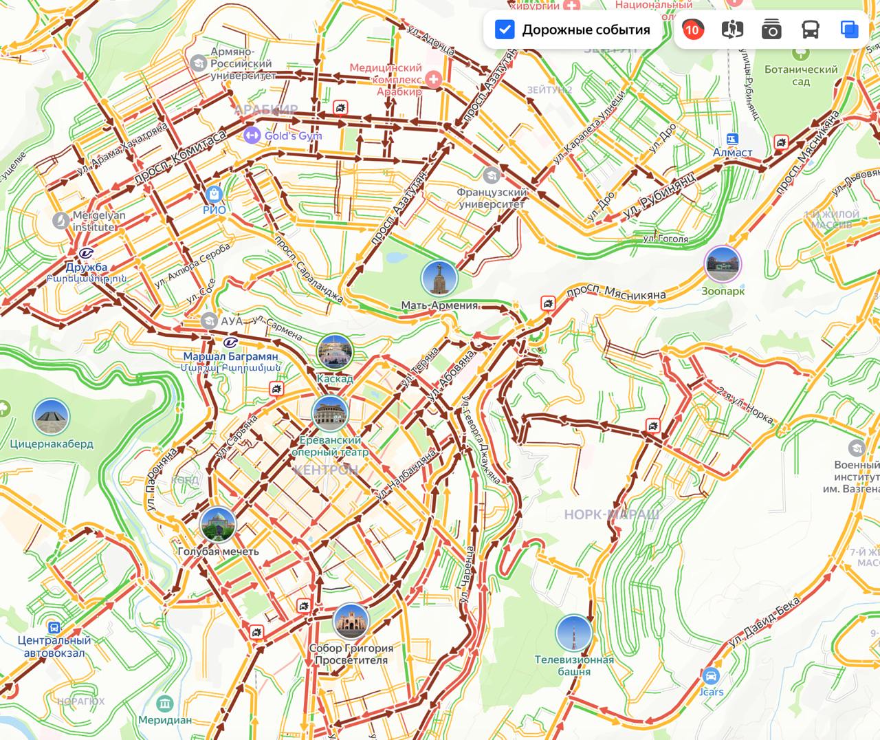 Из-за снегопада в Еревана 10-ти балльные пробки согласно сервиса Яндекс Карты.