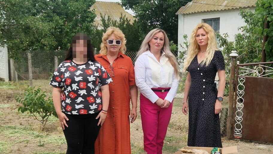 Молодой матери в Скадовском районе оказали гуманитарную помощь Жительнице, оказавшейся в трудной жизненной ситуации, передали продуктовый набор и предметы первой необходимости. «Благодарю всех, кто принял участие. Этот поступок показывает лучшие качества русского народа — готовность помогать тем, кто оказался в беде», — говорится в сообщении администрации Скадовского района Херсонской области. Читать полностью