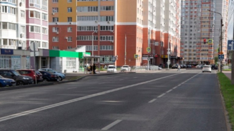 Брянцам показали фото улицы Горбатова до и после капремонта   guberniya tv natsionalnye proekty 322014 Работы провели в рамках национального проекта Инфраструктура для жизни Подрядчиком выступило АО Брянскавтодор ƃℾ подписаться прислать новость