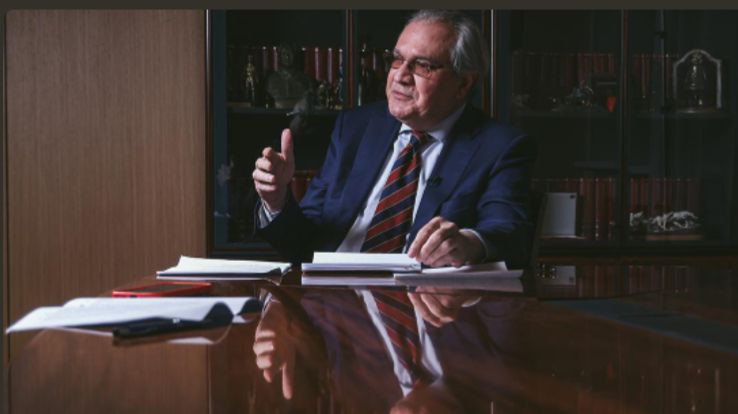 В России готовят учебник на основе трудов Сталина который будет называться Очерки по экономике и экономической науке Учебное пособие объёмом 350 400 страниц создаётся командами из Финансового университета и СПбГУ с целью показать студентам общую картину сложностей хозяйственной системы newsEconomics