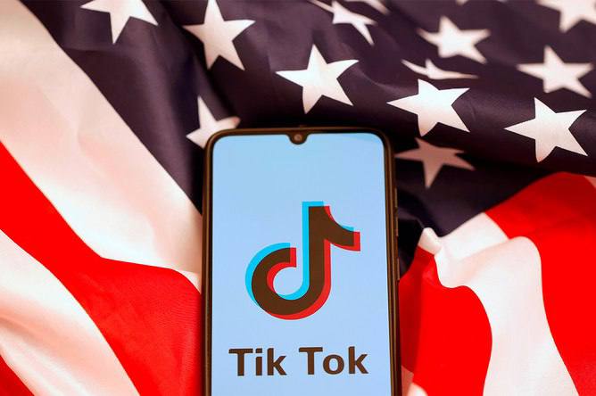 TikTok снова оштрафован на 6 млн рублей Компания TikTok Pte Ltd нарушила законодательство о деятельности иностранных организаций Это не первый случай ранее TikTok уже получал штрафы в том числе за отказ удалять запрещенный контент Последние штрафы 4 млн рублей в июле и 7 млн рублей ранее TikTok переходит под контроль компаний из США ch zoloto