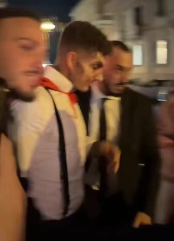 Хэллоуин в Наполи: игроки и Дуров удивили костюмами