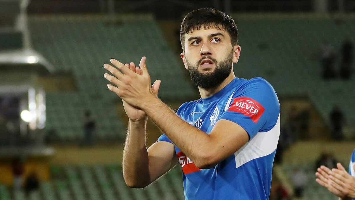 Идар Шумахов Сослан Кагермазов и Никита Глушков продлили контракты с махачкалинским Динамо Предыдущие соглашения футболистов истекали летом этого года news matchtv соцсети махачкалинского Динамо