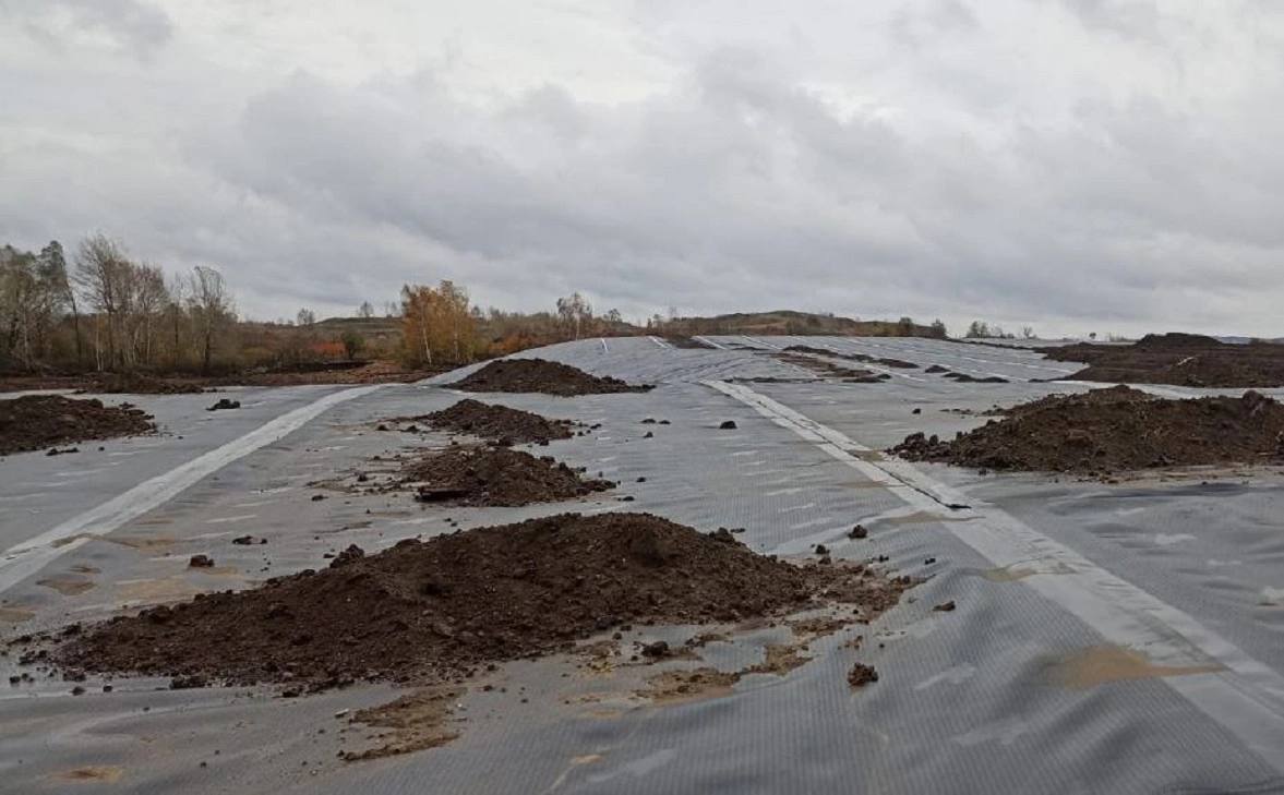 Все несанкционированные свалки Башкирии обещают ликвидировать в 2026 году В районах и городах Башкирии осталось 14 несанкционированных свалок Их планируется ликвидировать в 2026 году сообщили РБК Уфа в министерстве природопользования и экологии республики Всего с 2019 года в регионе ликвидировали 3136 несанкционированных свалок что составляет 96 7 от их общего количества В 2023 году рекультивировали 530 свалок в 2024 году 205 На начало 2025 года насчитывалось 26 объектов из которых к концу года удалось ликвидировать меньше половины 12 РБК Уфа в Telegram РБК Уфа в MAX