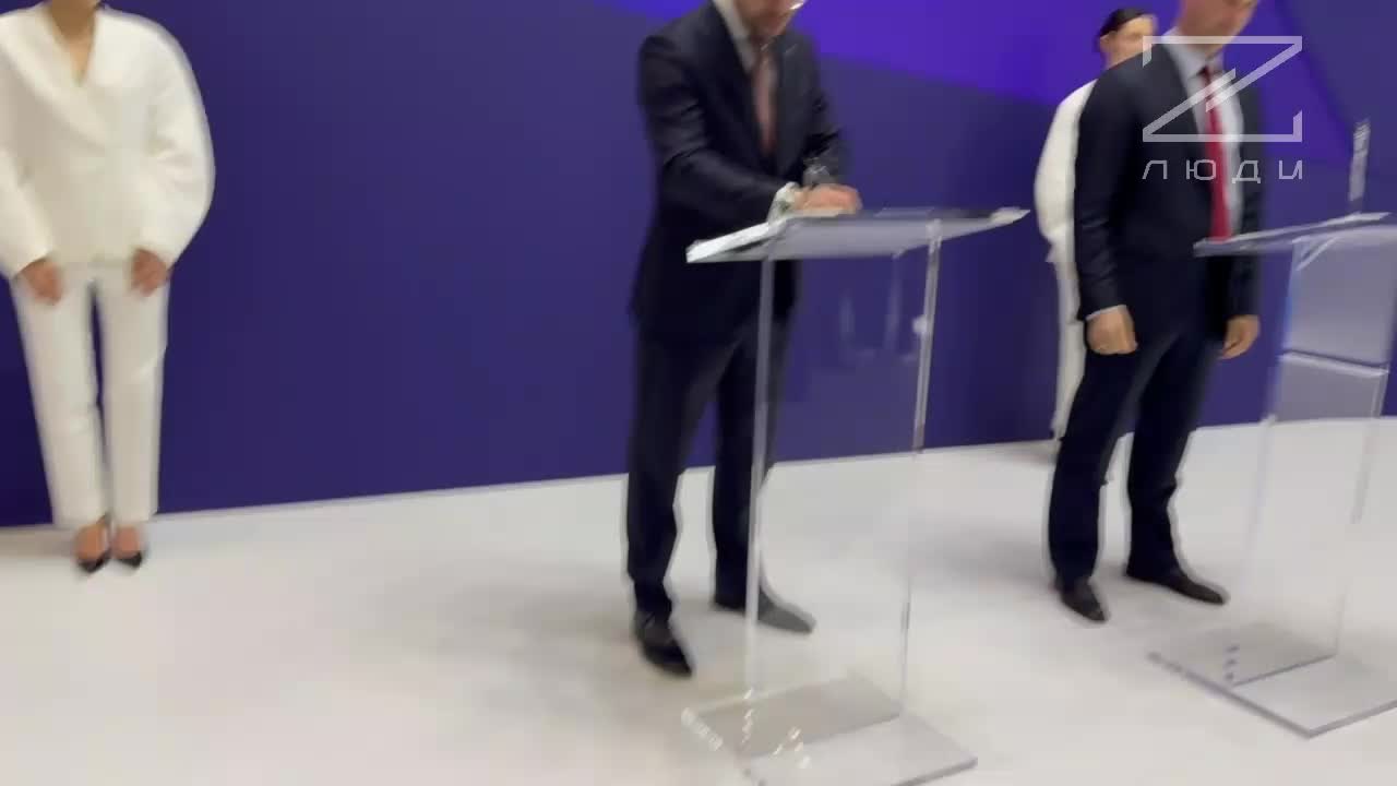 VK и НСПК внедряют систему оплаты СБП в мессенджере MAX
