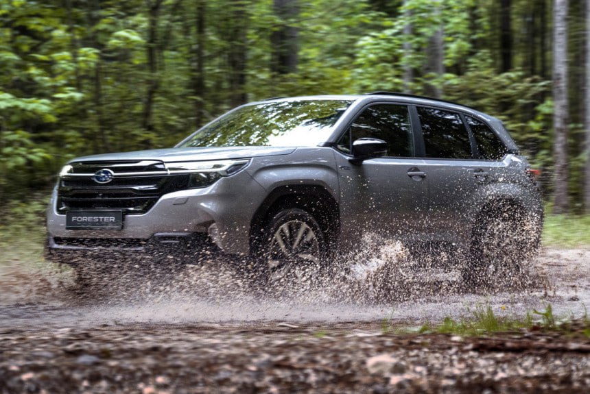 Subaru анонсировала гибридный кроссовер Forester для рынка США  Новый Forester был предложен в Северной Америке только с бензиновым атмосферным двигателем объемом 2.5 литра.   Новый гибрид получит силовую установку S:HEV, которая включает оппозитный двигатель объемом 2,5 литра  160 л.с., 209 Нм , тяговый электромотор  120 л.с., 270 Нм  и мотор-генератор.   Подпишись