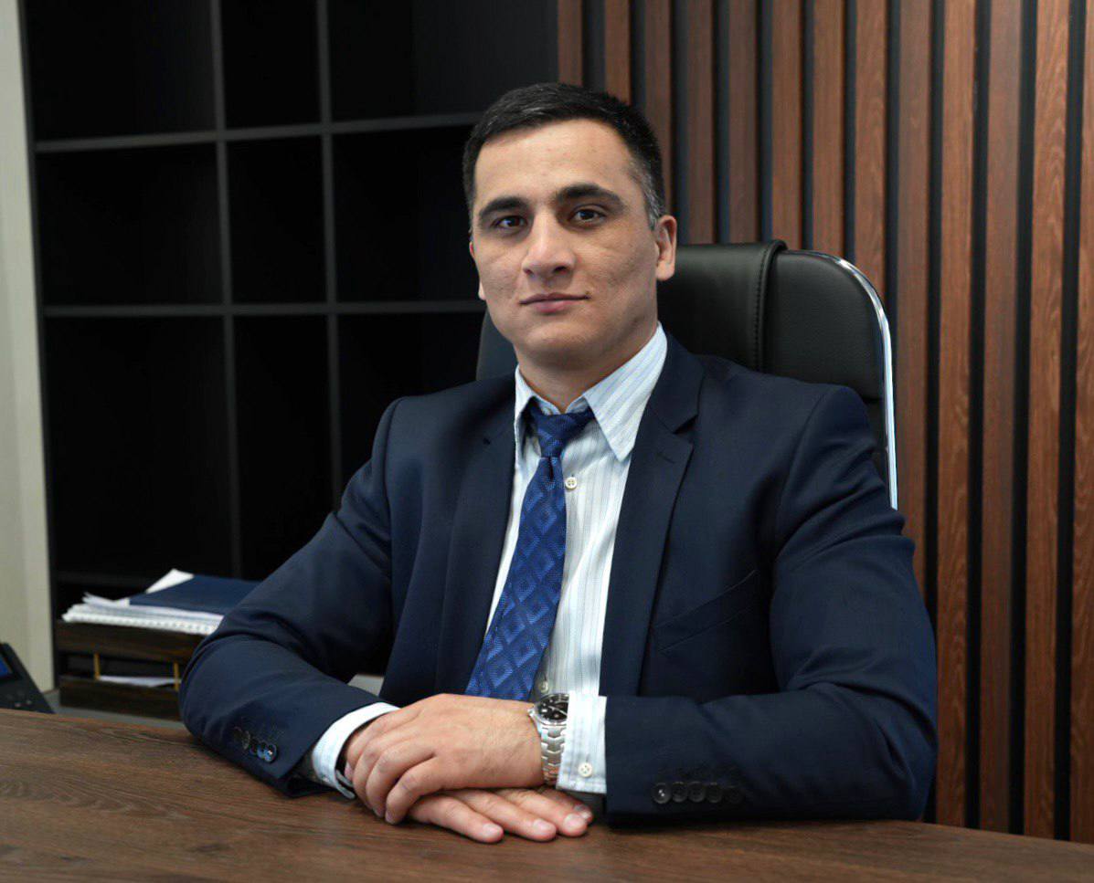 Врио гендиректора ГУП «РПВВ» назначен Тамерлан Кцоев Ранее он занимал должность заместителя гендиректора республиканского водоканала по коммерческим вопросам, сообщается в телеграм-канале организации. Подписывайтесь на «КрыльяTV»