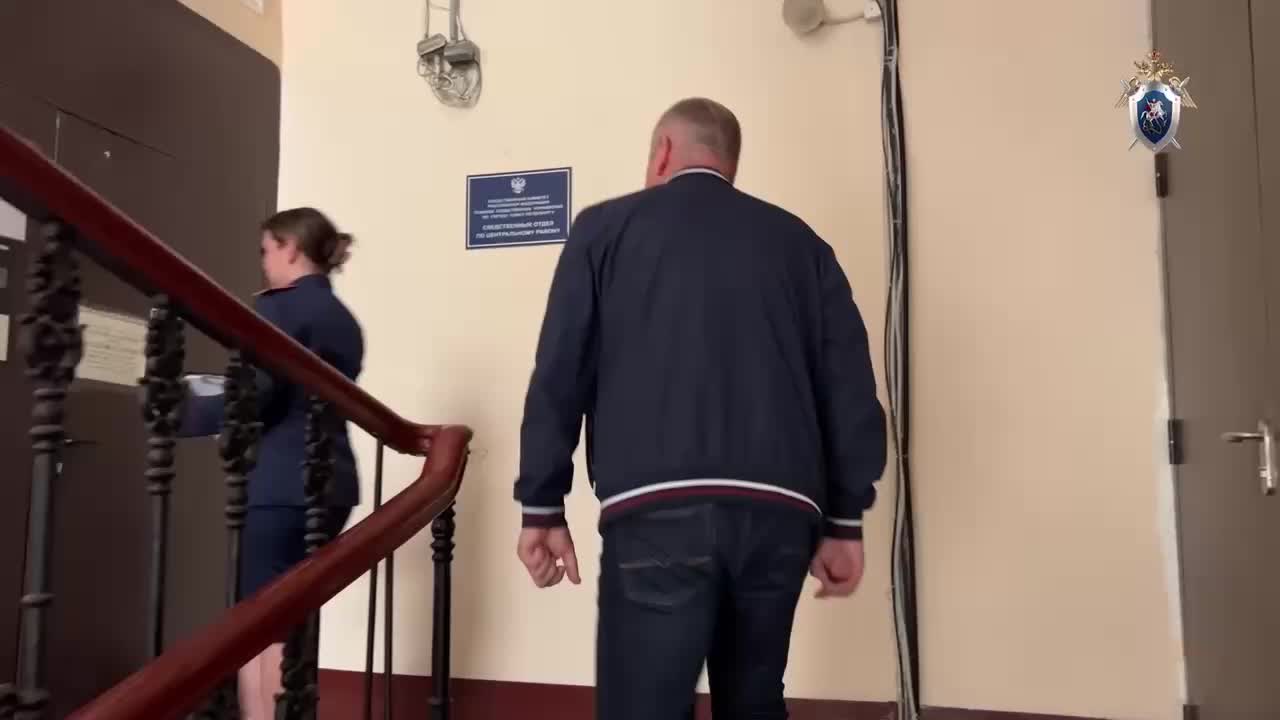 Совещание по противодействию коррупции и рабочая встреча с судебными приставами в Свердловске