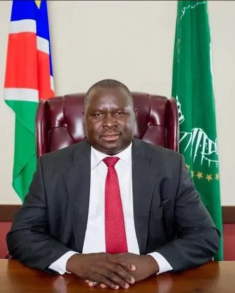 Адольф Гитлер выиграл на выборах в Намибии в пятый раз подряд bankser