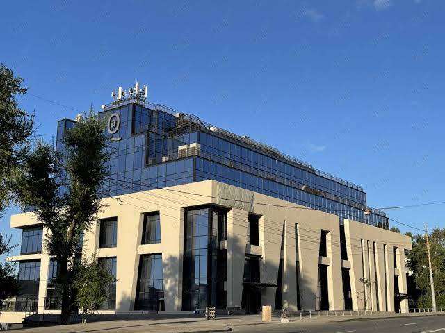 «Акватория» подала в суд на подрядчика за обвал потолка — требует почти 5 млн рублей Владивостокский водный комплекс «Акватория» подал иск против подрядчика, монтировавшего потолочную систему, которая обрушилась в прошлом году. Экспертиза показала: крепёжные элементы были повреждены коррозией, а монтаж провели с нарушением требований производителя. Теперь комплекс требует с компании-исполнителя 4,87 млн рублей ущерба. / Реклама БЕСПЛАТНЫЙ КОФЕ