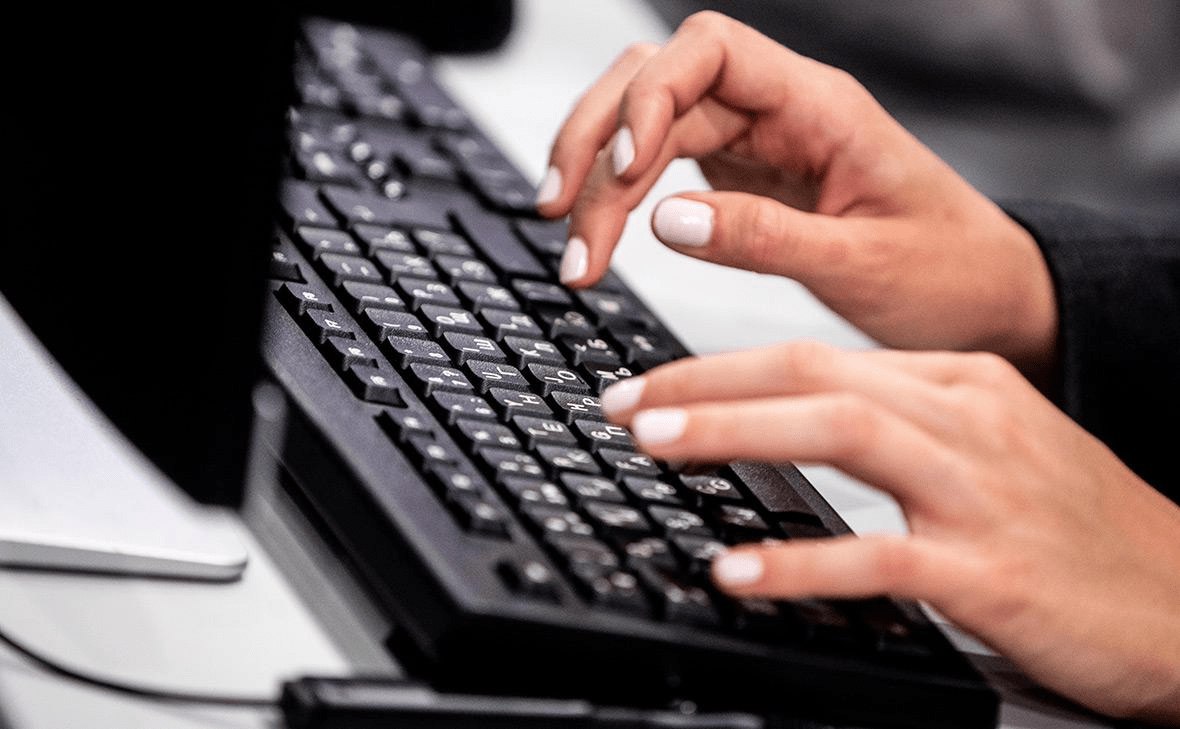 Группа Астра ведёт переговоры с Лабораторией Касперского о покупке контрольного пакета в разработчике МойОфси узнало РБК Детали обсуждений стороны не комментируют По словам одного из собеседников издания Лаборатория Касперского решила продать актив после долгих попыток вывести его в прибыль vc ru invest 2688688