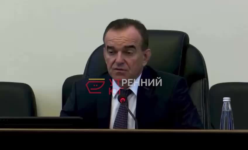 Губернатор Краснодарского края сообщил о приближении 900 тонн мазута к берегам Темрюка и Тамани