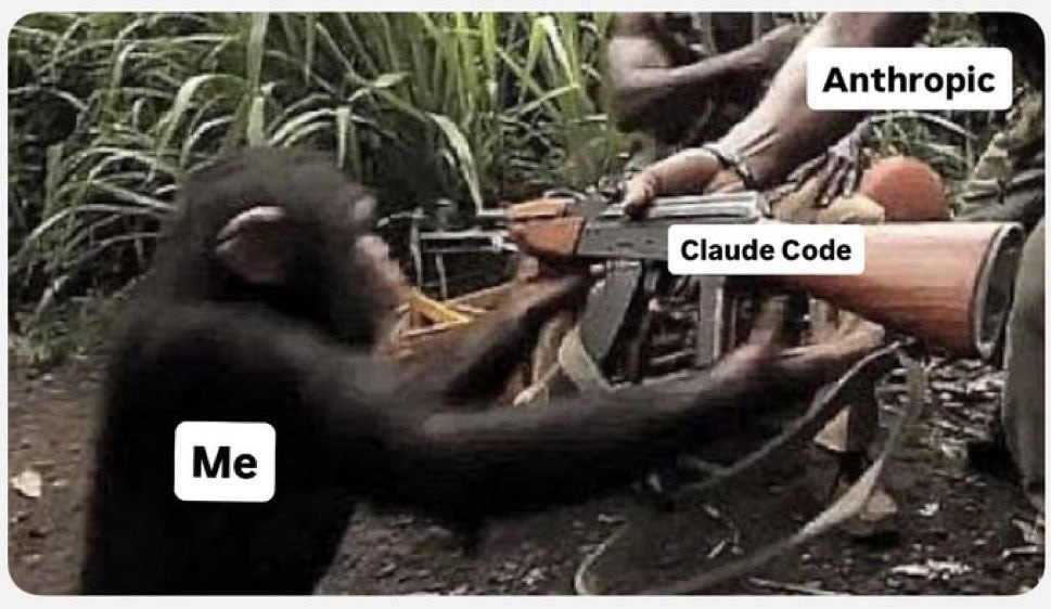 Claude Code переписывает сам себя ИИ разработка замкнулась ИИ агент для кодинга Claude Code фактически вышел на самообслуживание За один месяц разработчик Anthropic Борис Черный сделал 497 коммитов добавлено 40 000 строк удалено 38 000 и каждая строка была написана с помощью самого Claude Code и модели Opus 4 5 Это не внезапный скачок а логичное продолжение тренда Ещё в мае Черный отмечал что около 80 кода ИИ помощника уже создаётся самим ассистентом а человек всё чаще выступает в роли редактора архитектора и ревьюера Ключевые факты 497 коммитов за месяц 40 тыс строк добавлено 38 тыс удалено 100 кода сгенерирован ИИ Человек контроль и направление не печатная машинка Что это означает мы перешли от ИИ помогает писать код к фазе где продукт развивается ИИ инструментами о самом себе Роль разработчика смещается меньше ручного кода больше постановки задач проверки и стратегических решений Ирония в том что следующий этап эволюции таких систем будет зависеть уже не от скорости набора текста а от того насколько хорошо человек умеет управлять ИИ который пишет свой собственный код