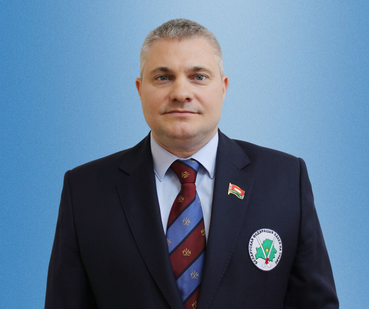 Александр Грачев возглавил Белорусскую федерацию хоккея на траве Генеральным секретарем стала Екатерина Духович. Валерий Иванов продолжит возглавлять наблюдательный совет федерации. В ходе работы отчетно-выборной конференции делегаты также избрали состав исполнительного комитета, председателей постоянных комиссий и других органов.